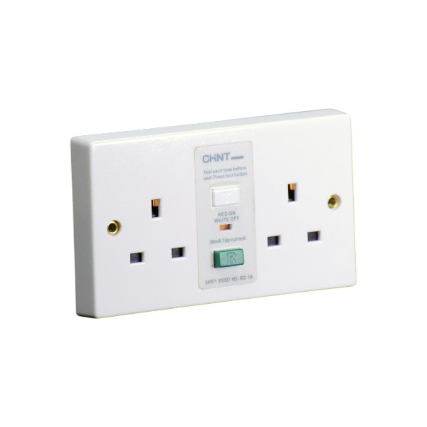 CHINT Switches  Ne2 13A Twin Switch Socket With Rcd Plastic